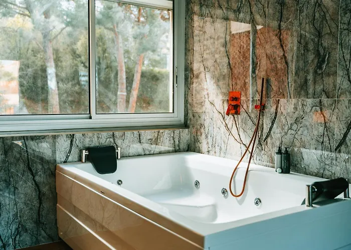 Elysia - Escape, Balneo And Sauna *
